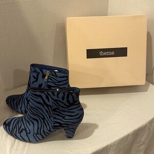 Theme Zebra Pattern Blue Ankle Boots